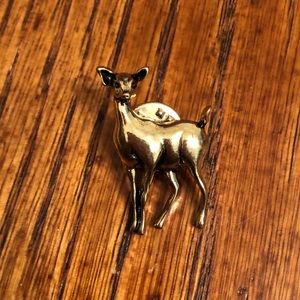 HP doe patronus pin